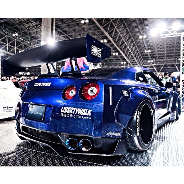 @Nissan GTR: LIBERTY WALK Photo taken by:@rkb4_photos Built by ...