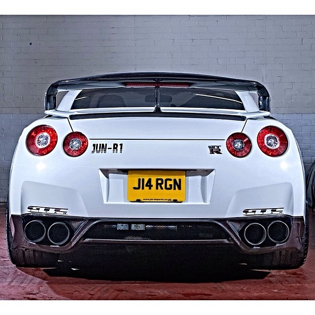 nissan gtr jm imports jun r1 gt r fastcarmagazine alo japan nissan gtr jm imports jun r1 gt r