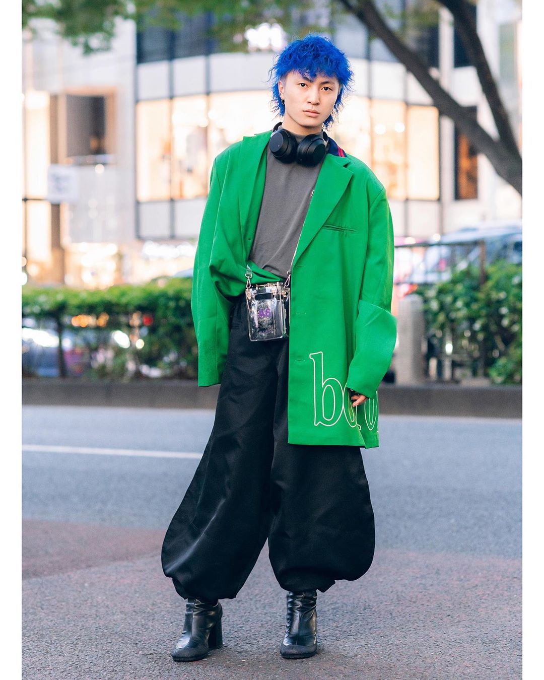 Tokyo Fashion: 18-year-old Japanese beauty school student Yuito ...