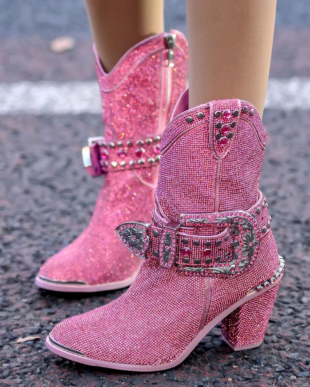 sugar thrillz cowboy boots