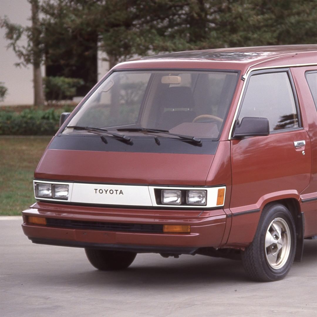 Toyota: Like nothing you've ever seen before. #TBT 1984 #Van... - Alo Japan