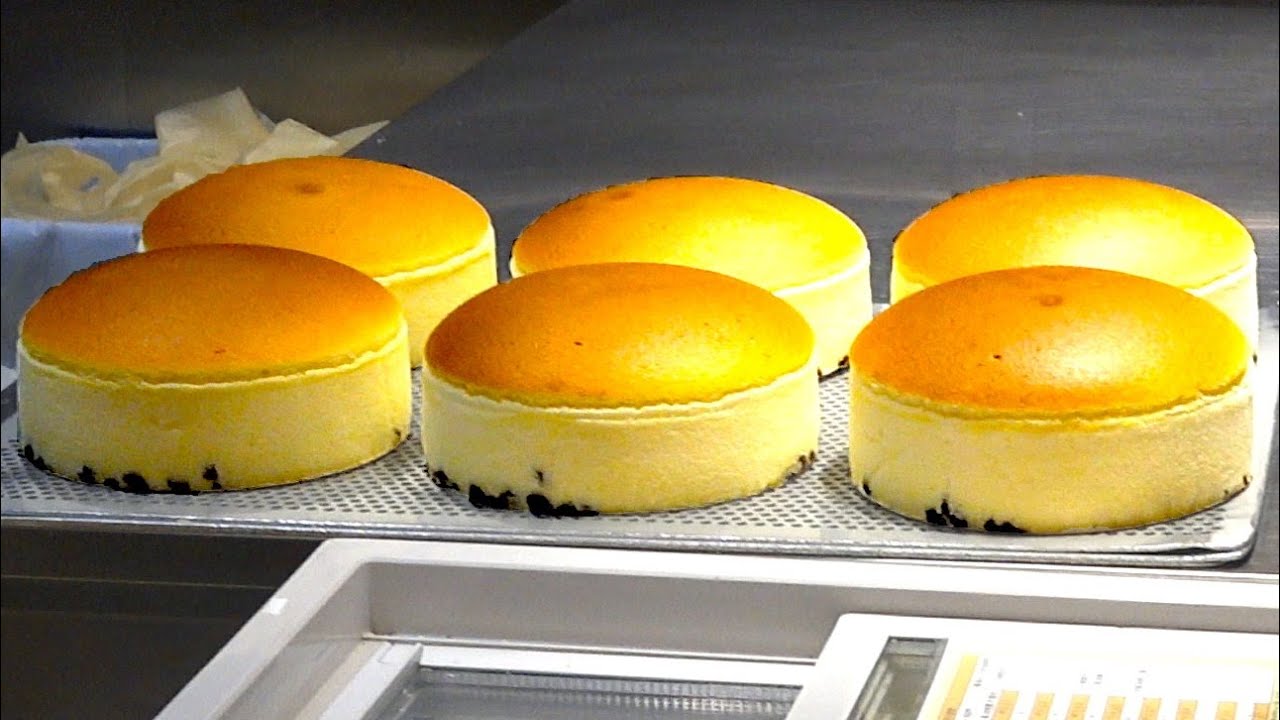 Japanese Street Food - UNCLE RIKURO'S CHEESECAKE Freshly Baked ...