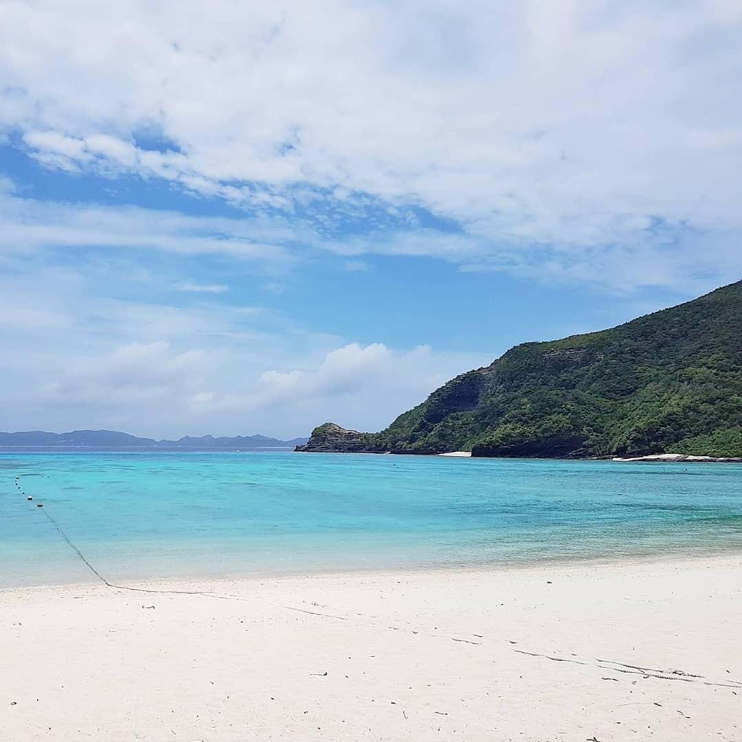 Beach on tokashiki shima in Okinawa - Alo Japan