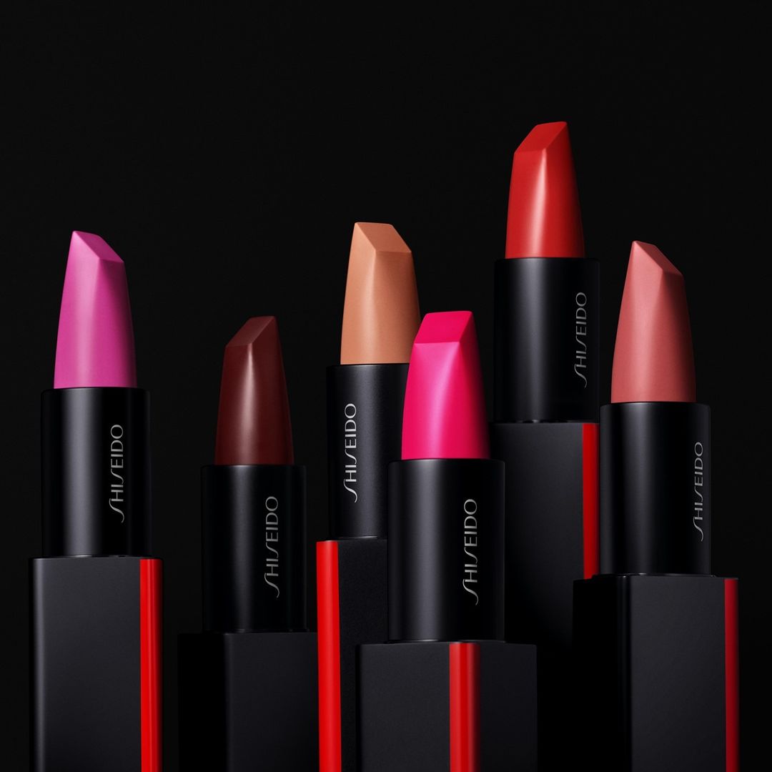 SHISEIDO: Meet ModernMatte Powder Lipstick under the mistletoe. Seen ...