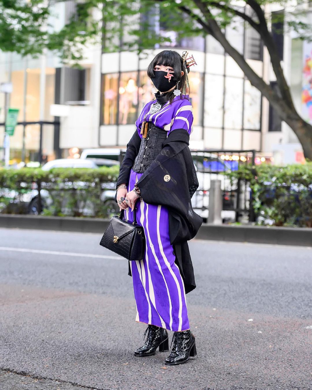 Tokyo Fashion: Kurage Geraku (@_geraku_kurage_) on the street in ...
