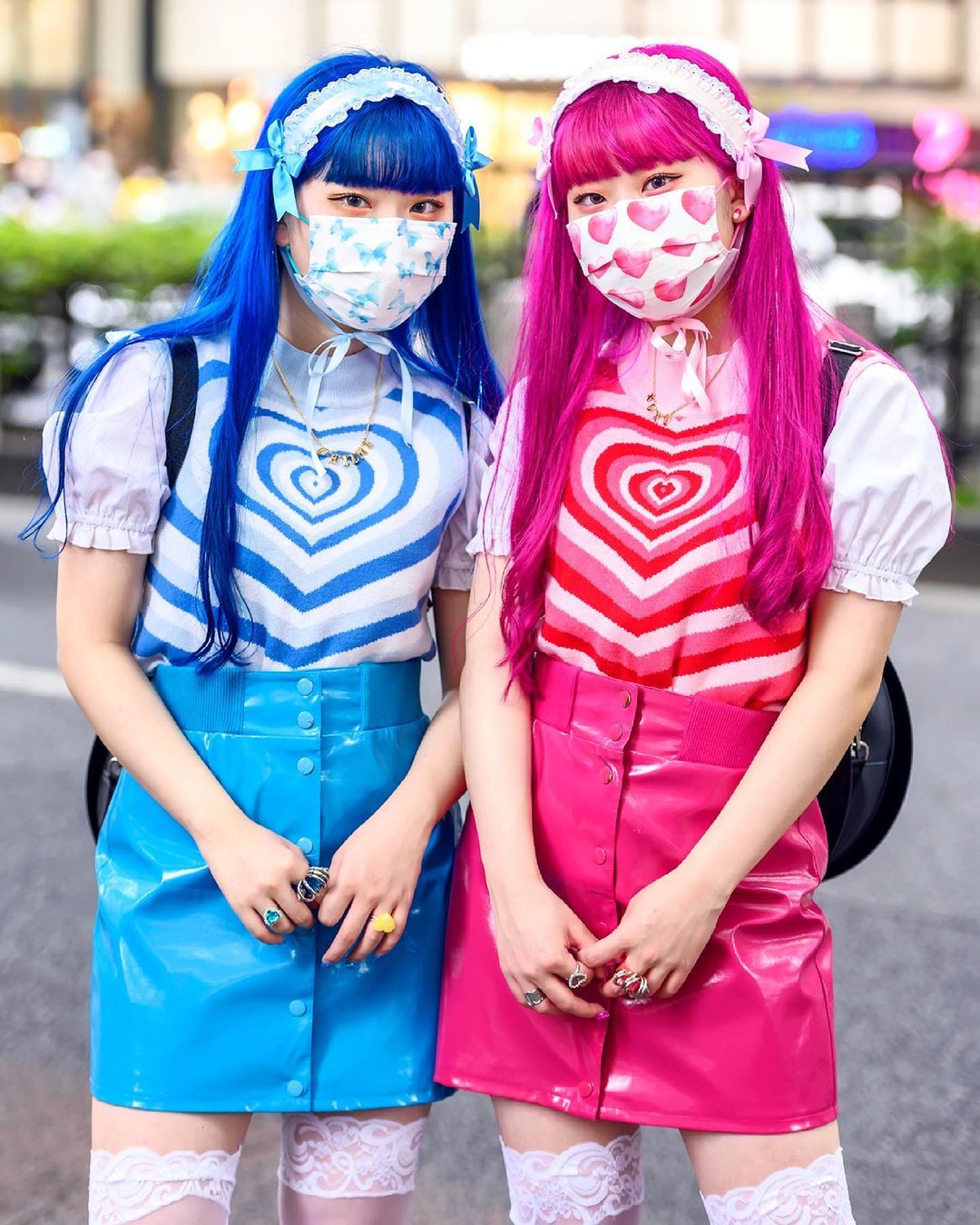 Tokyo Fashion 17 Year Old Japanese Twin Sisters Yun And Non Yunnon Twins Popular Personal